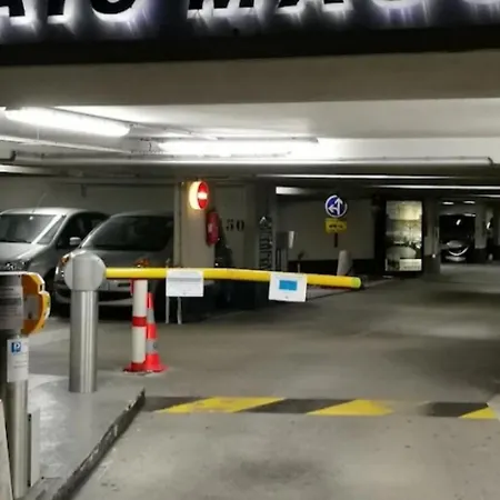 Le 29 Promenade Des - Golden Square Lägenhet